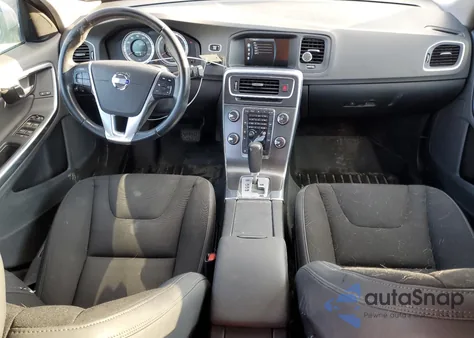 2012 Volvo S60 T5 z USA, uszkodzony, nr VIN YV1622FS1C2135788